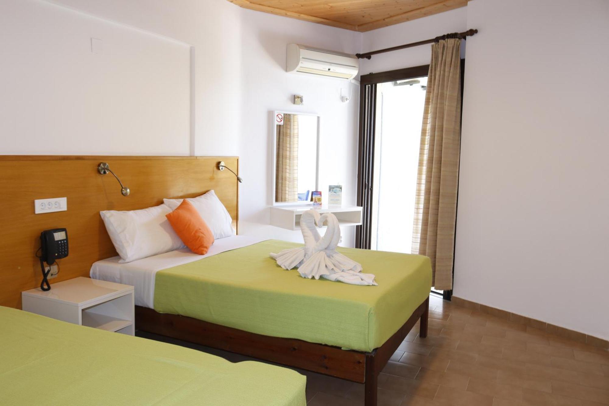 Valais Hotel Αλυκανάς Εξωτερικό φωτογραφία
